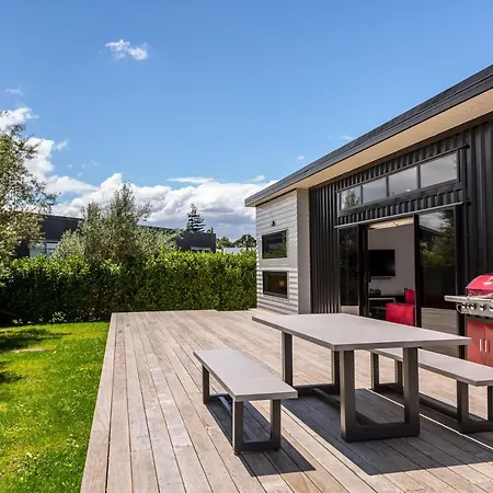 Burgundy Place Martinborough Exterior photo